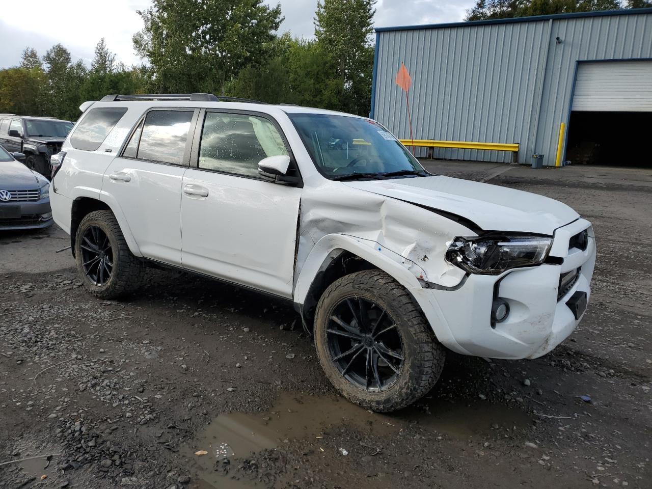 2019 TOYOTA 4RUNNER SR - Фото 4