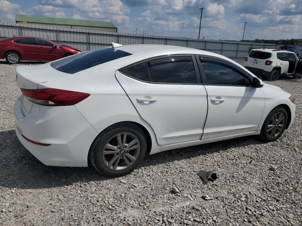 2017 HYUNDAI ELANTRA SE - Image 3