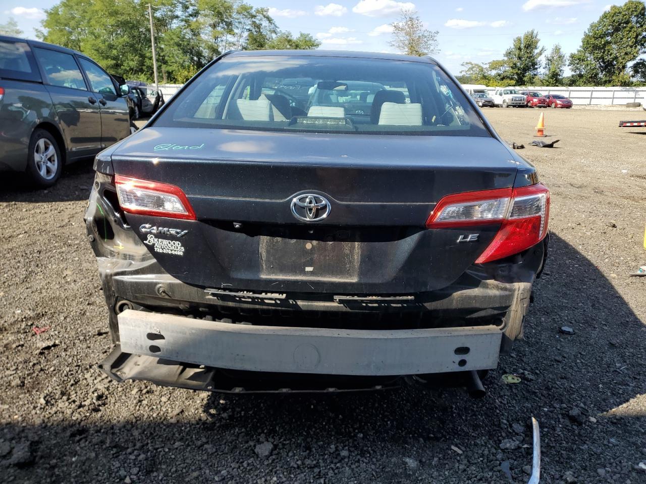 2014 TOYOTA CAMRY L - Фото 6