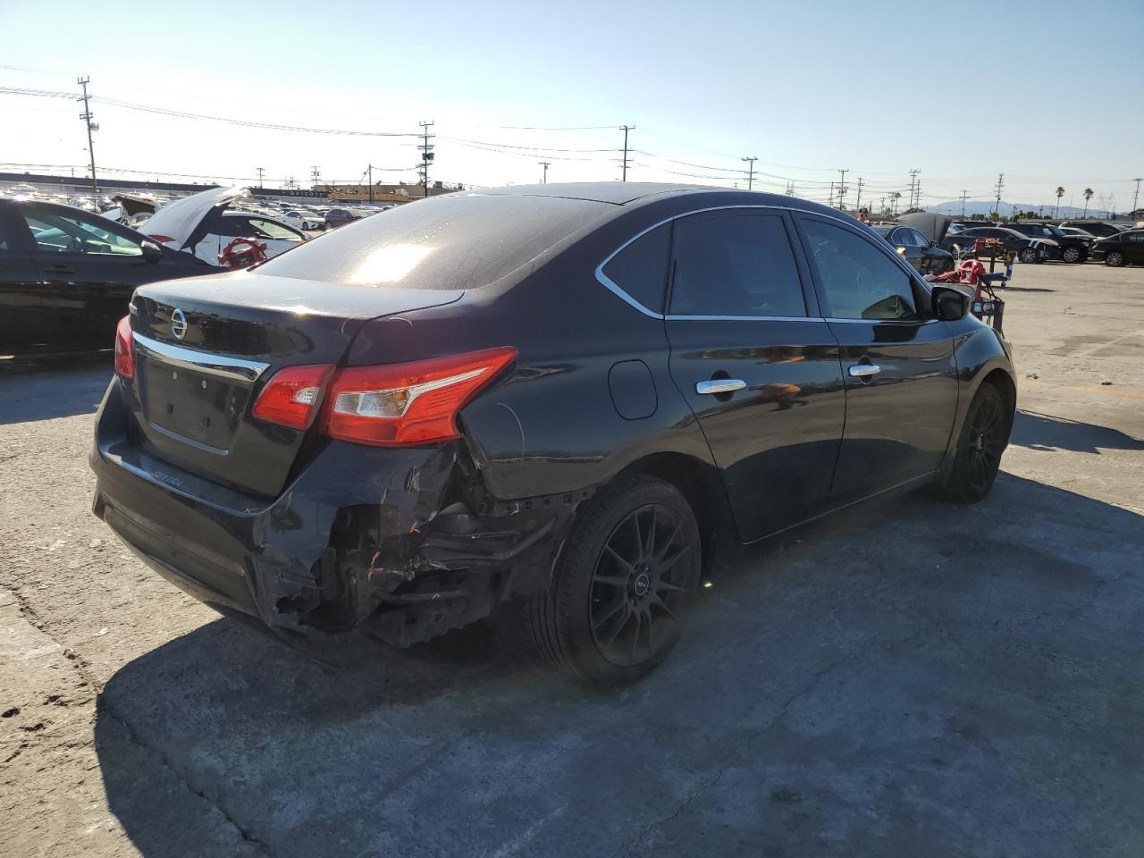 2018 NISSAN SENTRA S - Фото 3