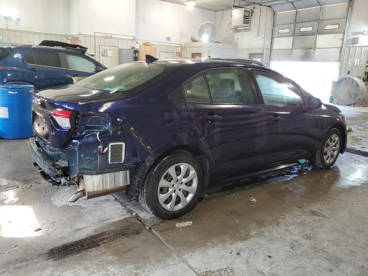 2020 TOYOTA COROLLA LE - Фото 3