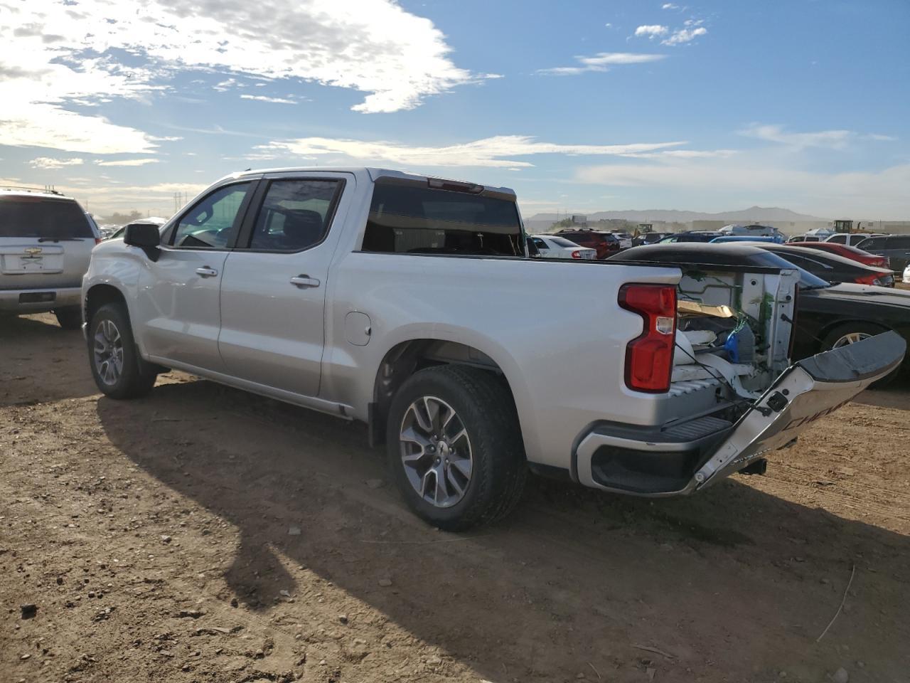 2021 CHEVROLET SILVERADO - Фото 2