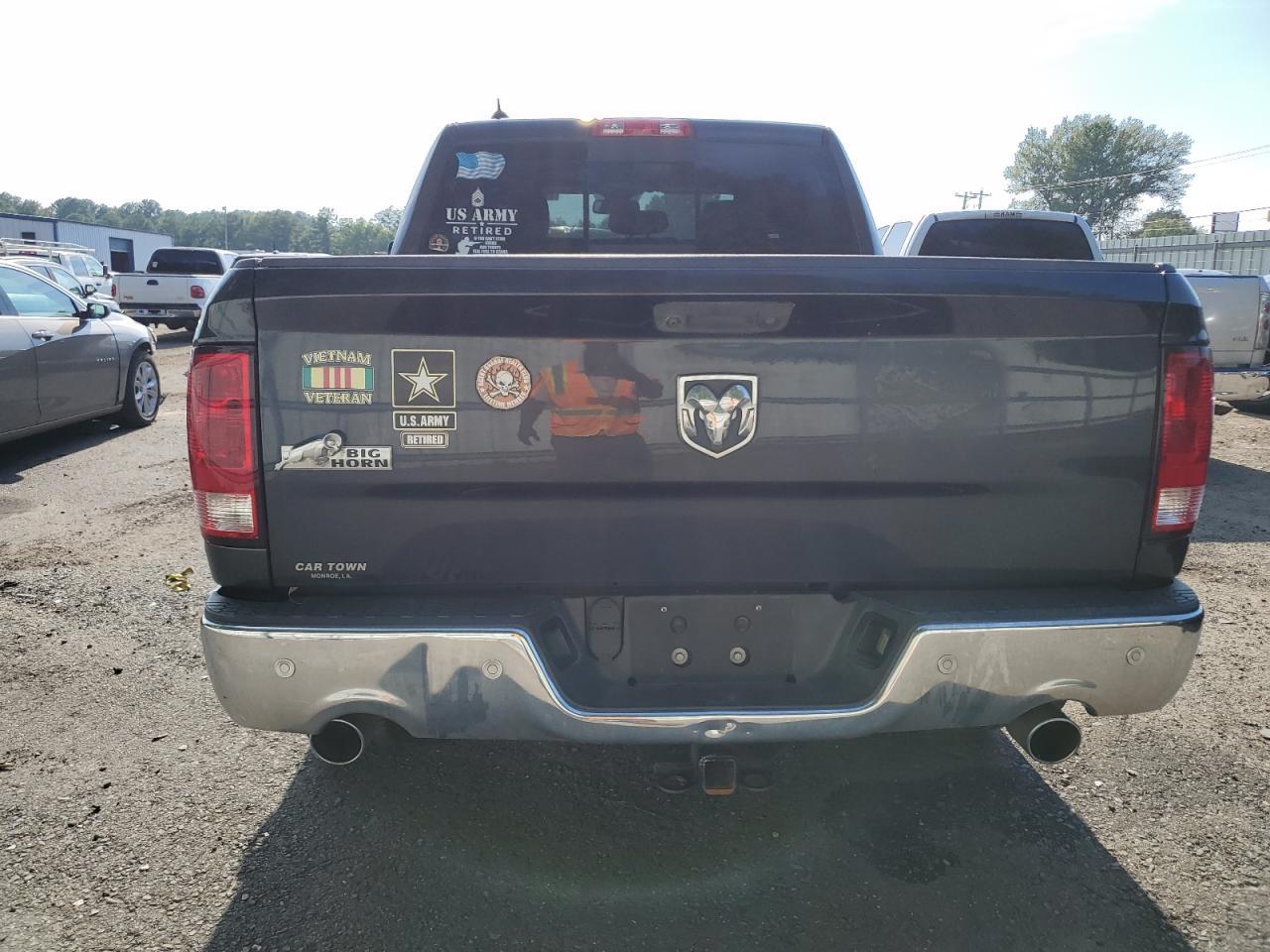 2015 RAM 1500 SLT - Image 6