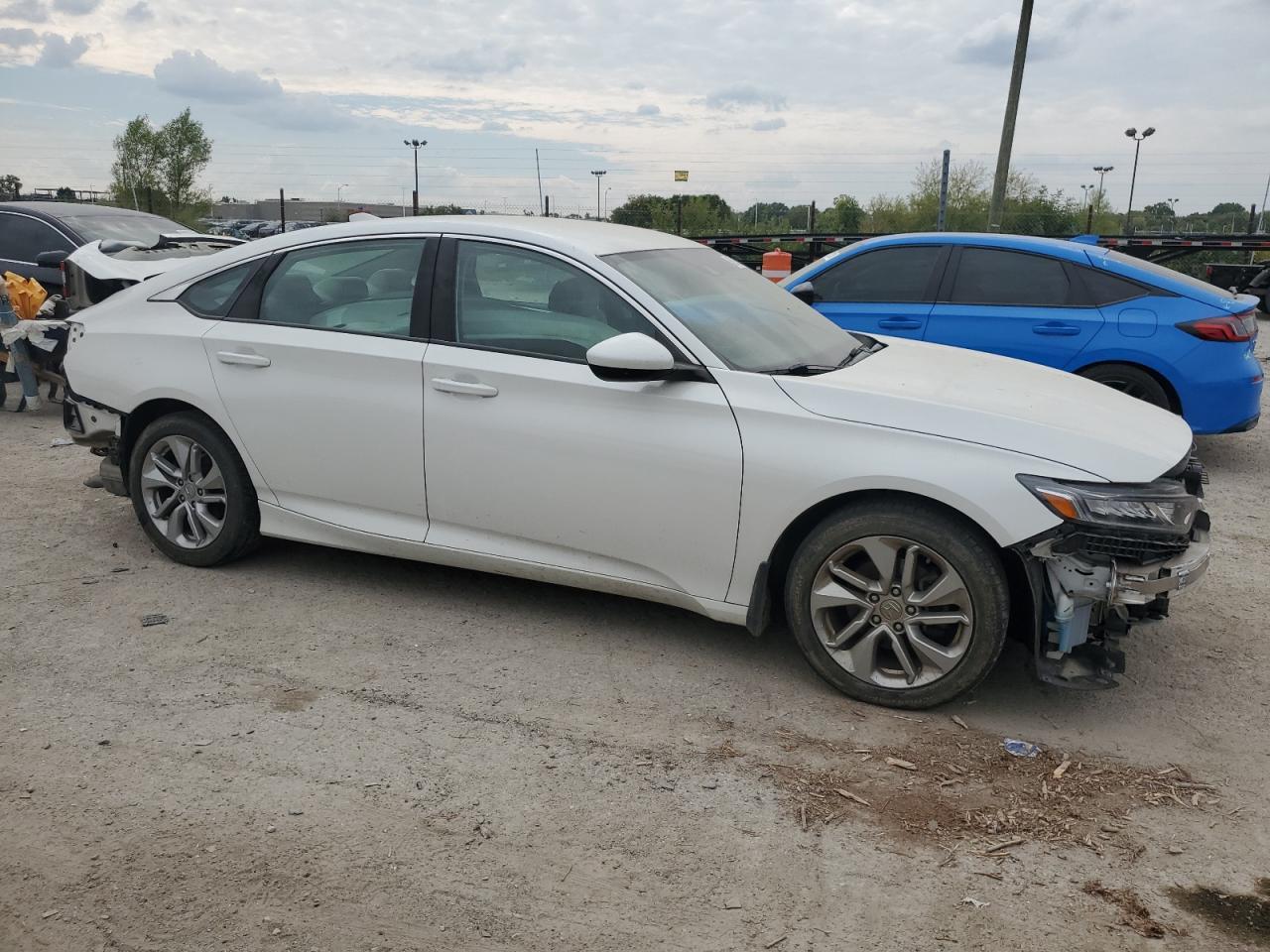 2018 HONDA ACCORD LX - Фото 4