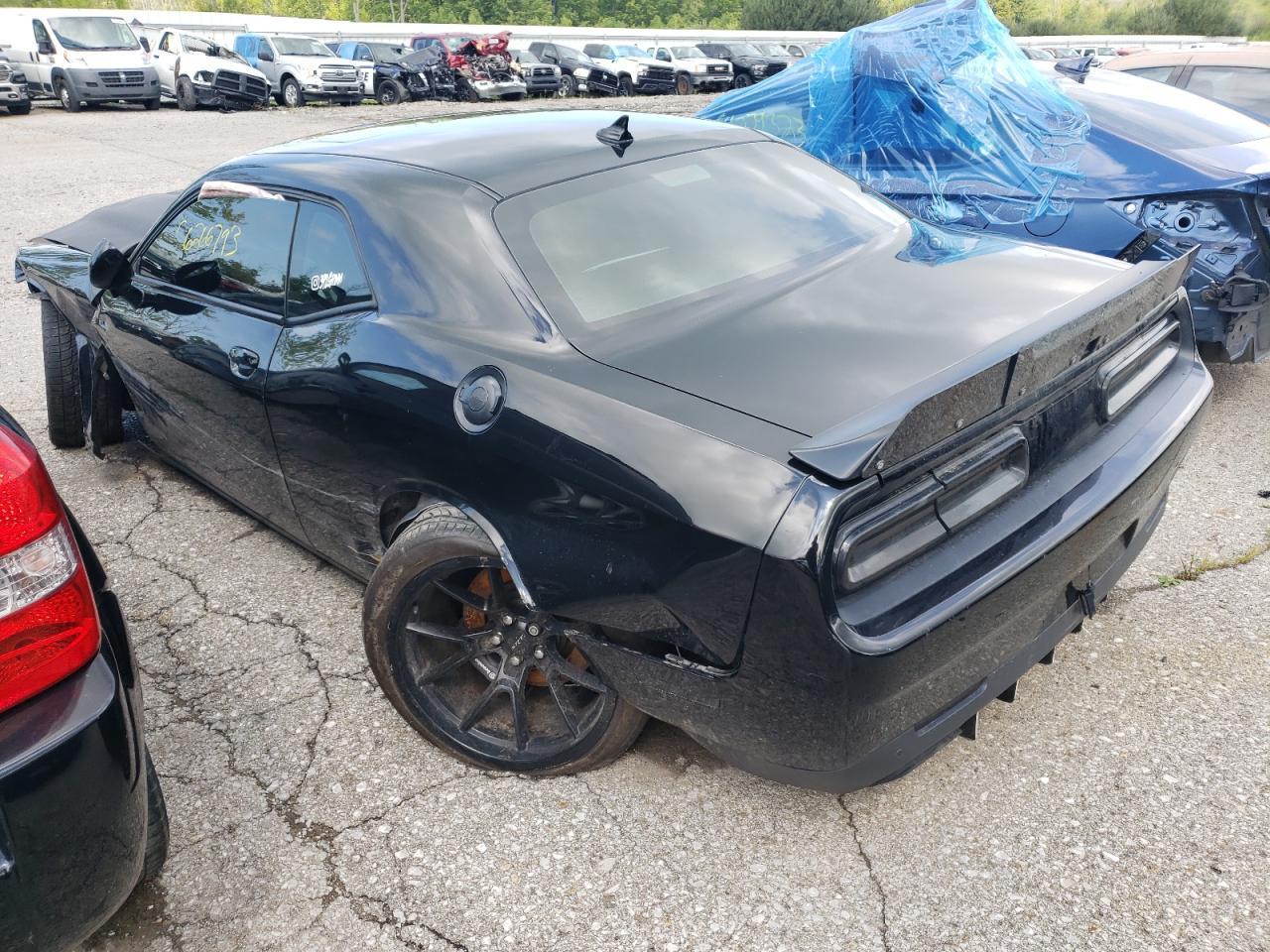 2017 DODGE CHALLENGER - Фото 2