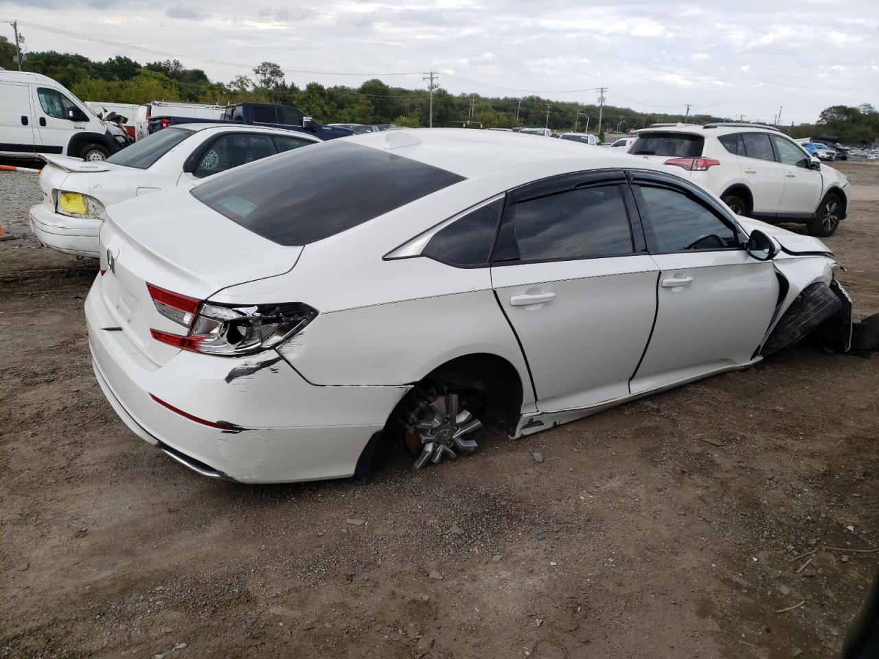 2018 HONDA ACCORD LX - Image 3