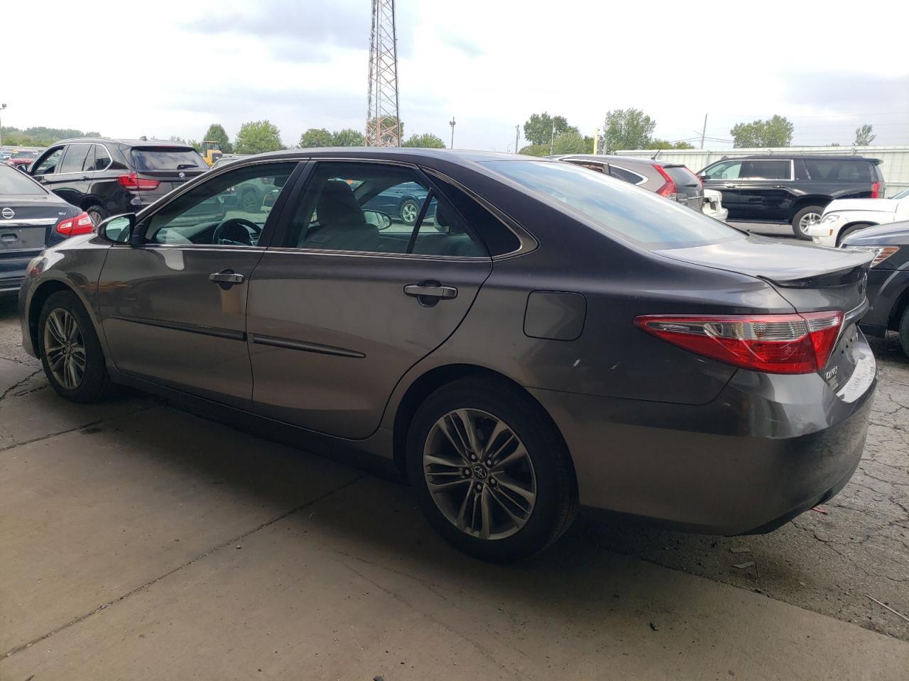 2017 TOYOTA CAMRY LE - Фото 2