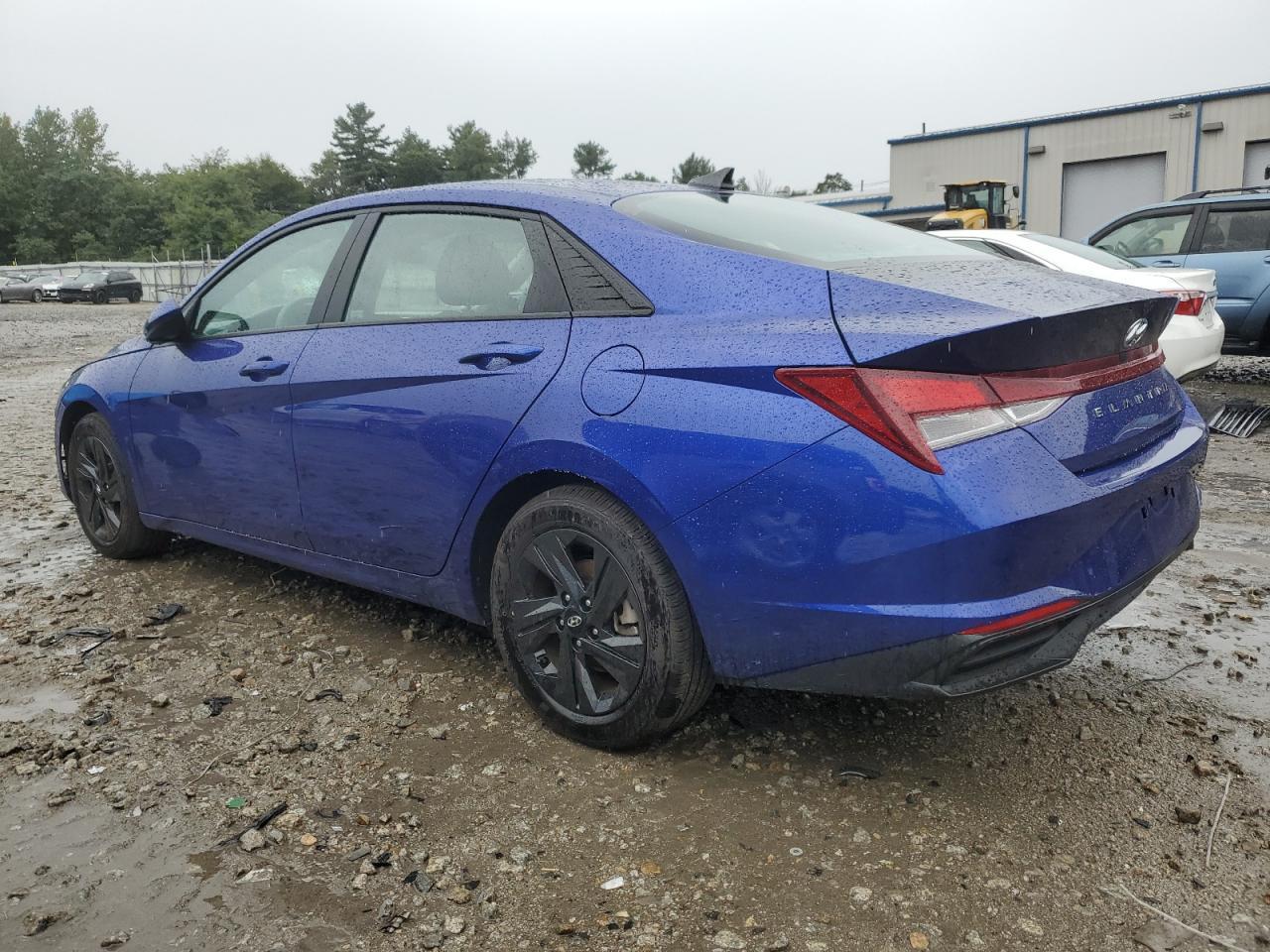 2023 HYUNDAI ELANTRA SE - Image 2