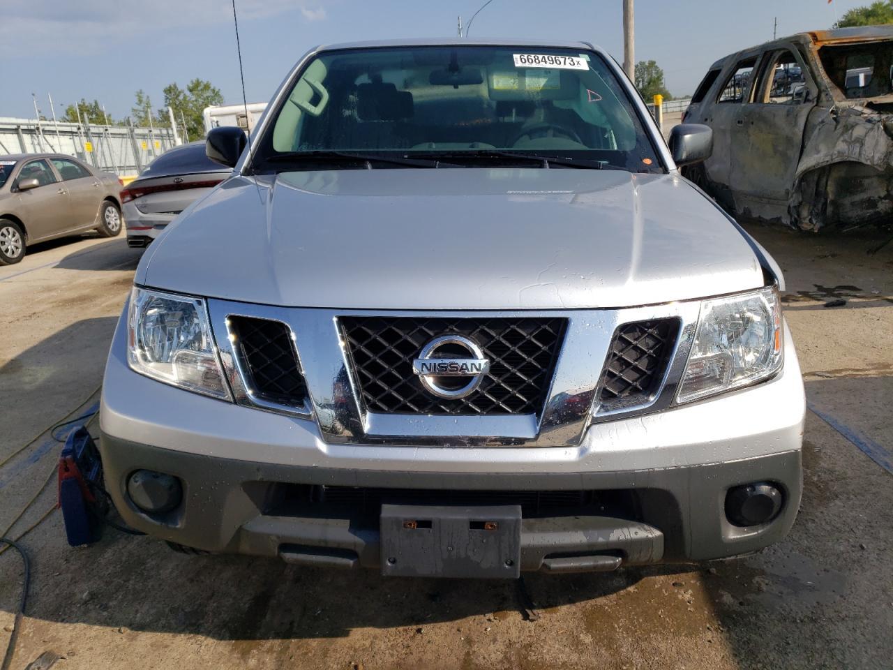 2019 NISSAN FRONTIER S - Image 5