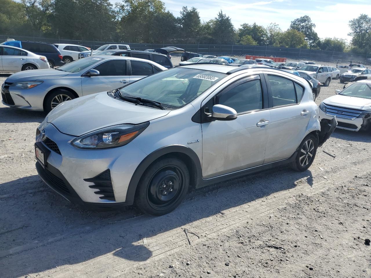 2018 TOYOTA PRIUS C car image