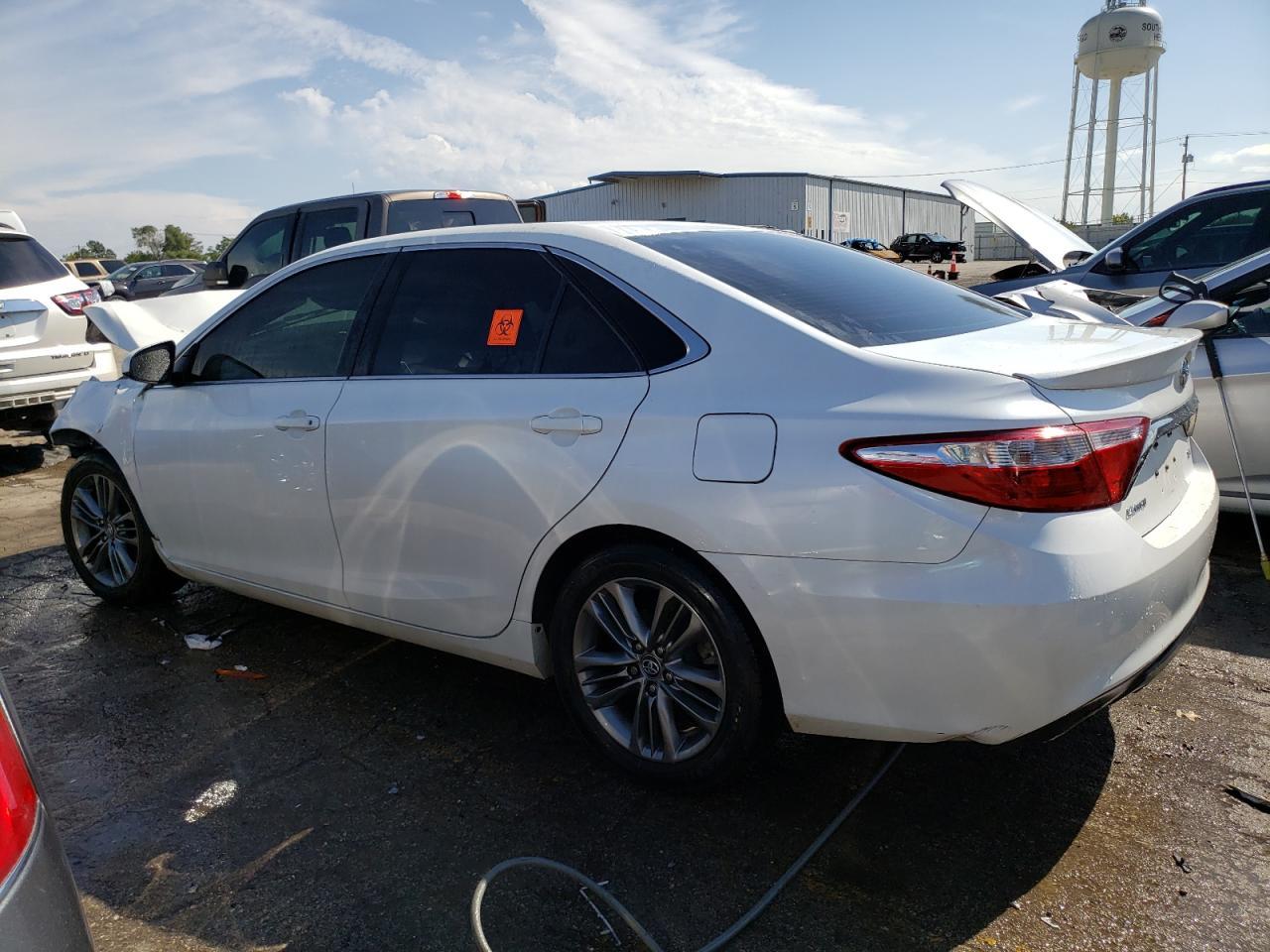 2017 TOYOTA CAMRY LE - Image 2