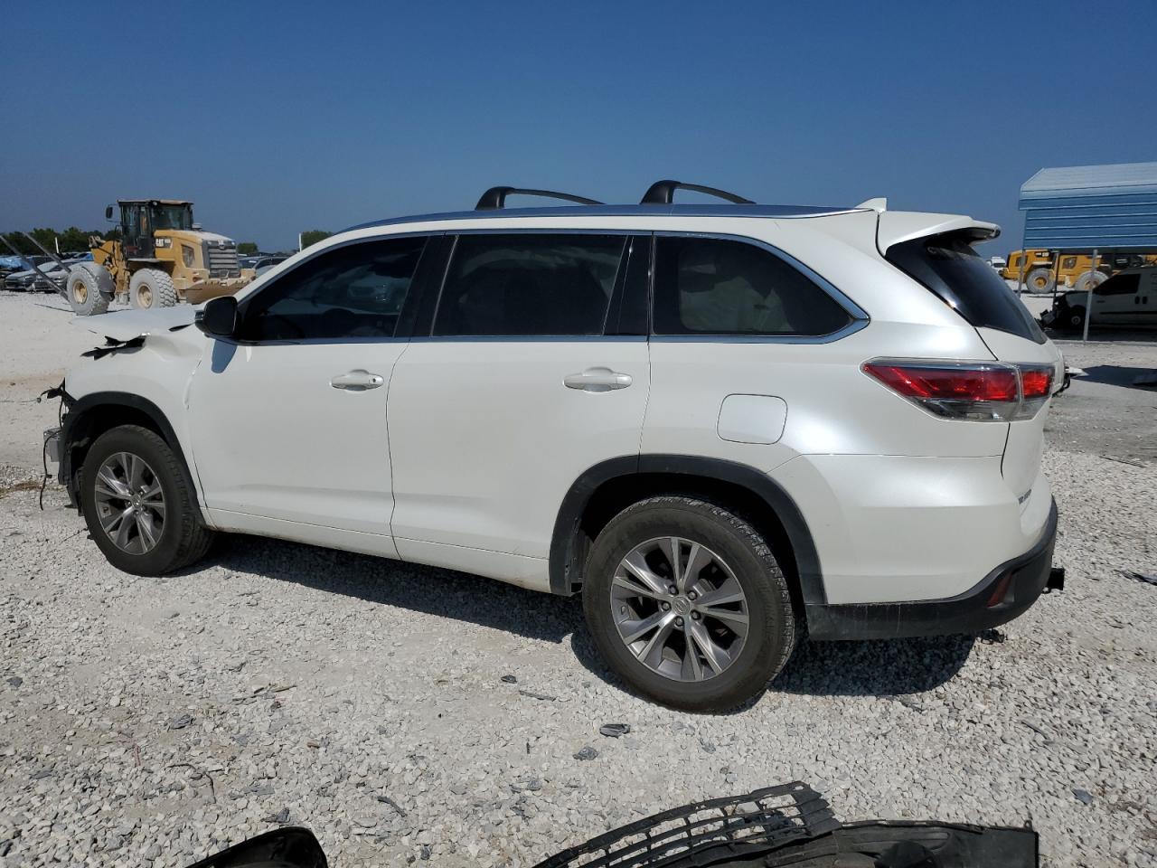 2015 TOYOTA HIGHLANDER - Фото 2