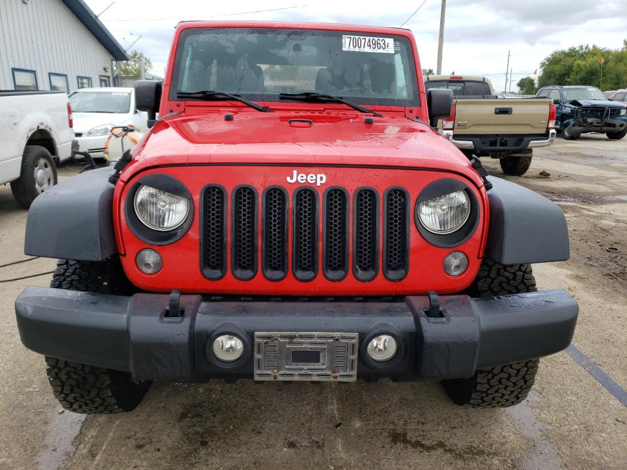 2017 JEEP WRANGLER U - Image 5