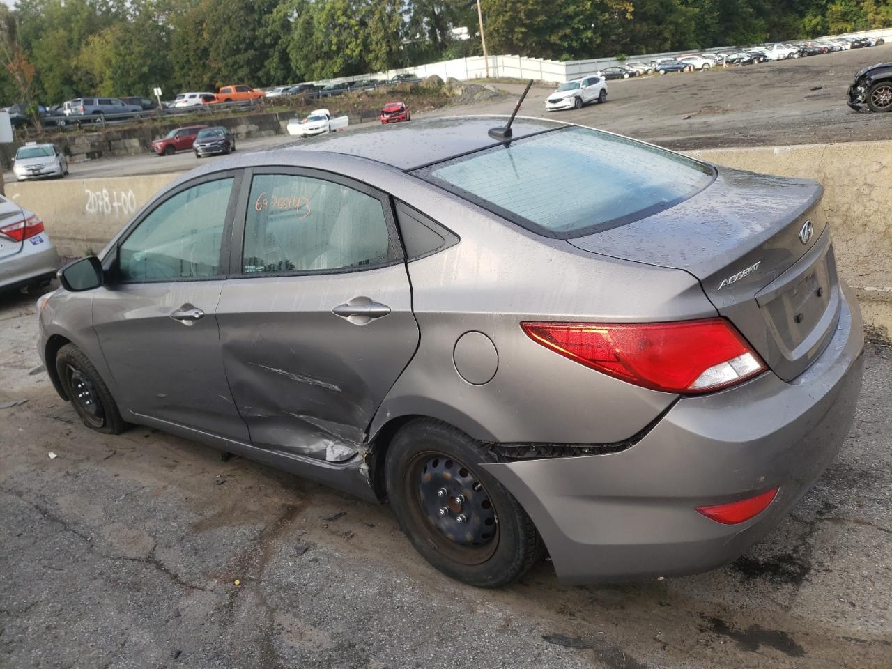 2017 HYUNDAI ACCENT SE - Image 2