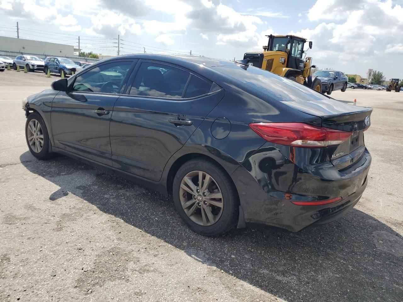 2018 HYUNDAI ELANTRA SE - Image 2