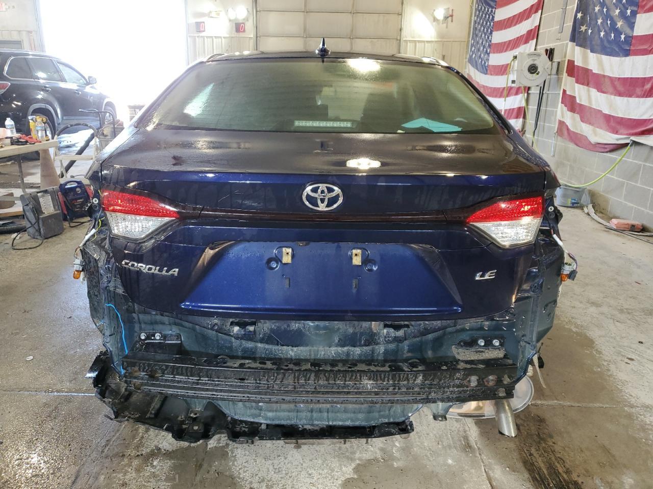 2020 TOYOTA COROLLA LE - Фото 6