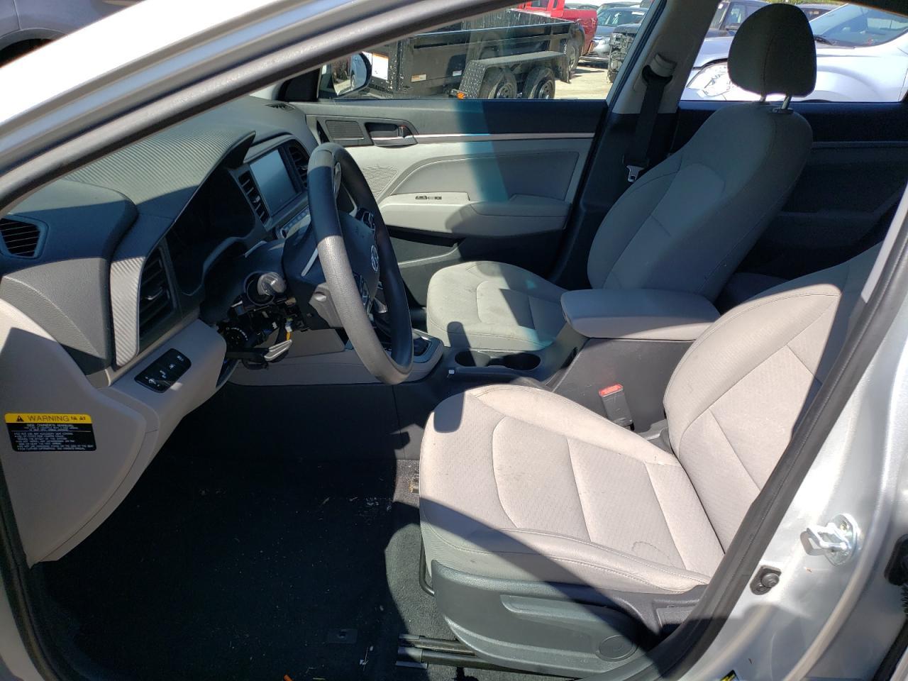 2019 HYUNDAI ELANTRA SE - Фото 7