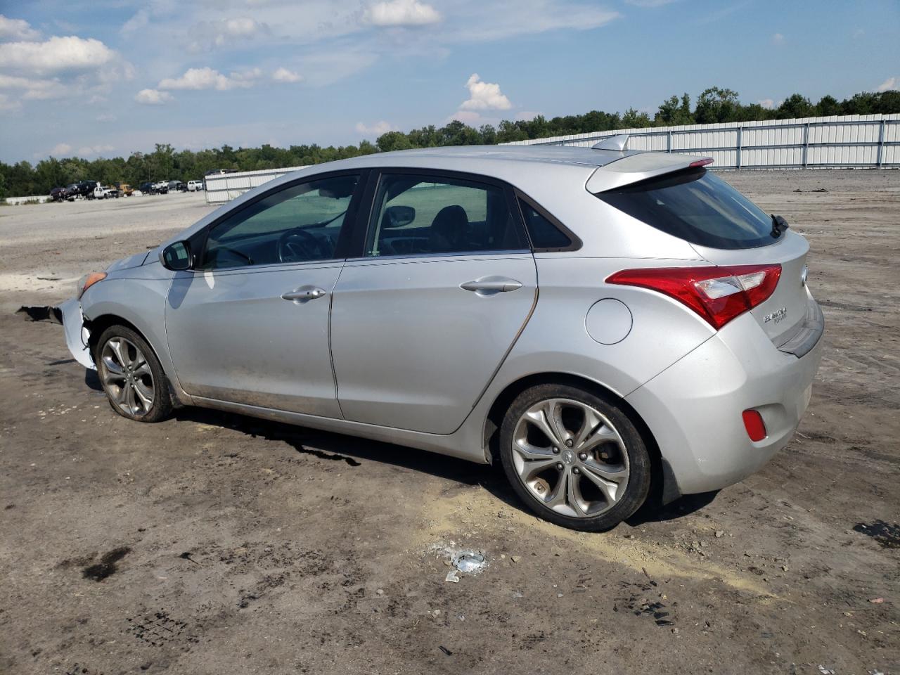 2013 HYUNDAI ELANTRA GT - Фото 2