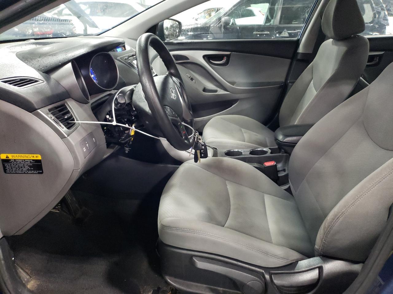 2013 HYUNDAI ELANTRA GL - Image 7