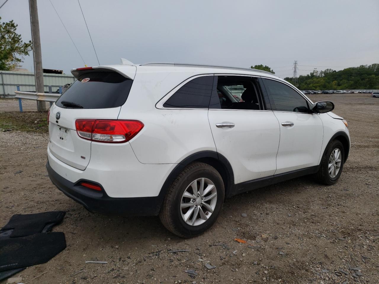 2016 KIA SORENTO LX - Image 3