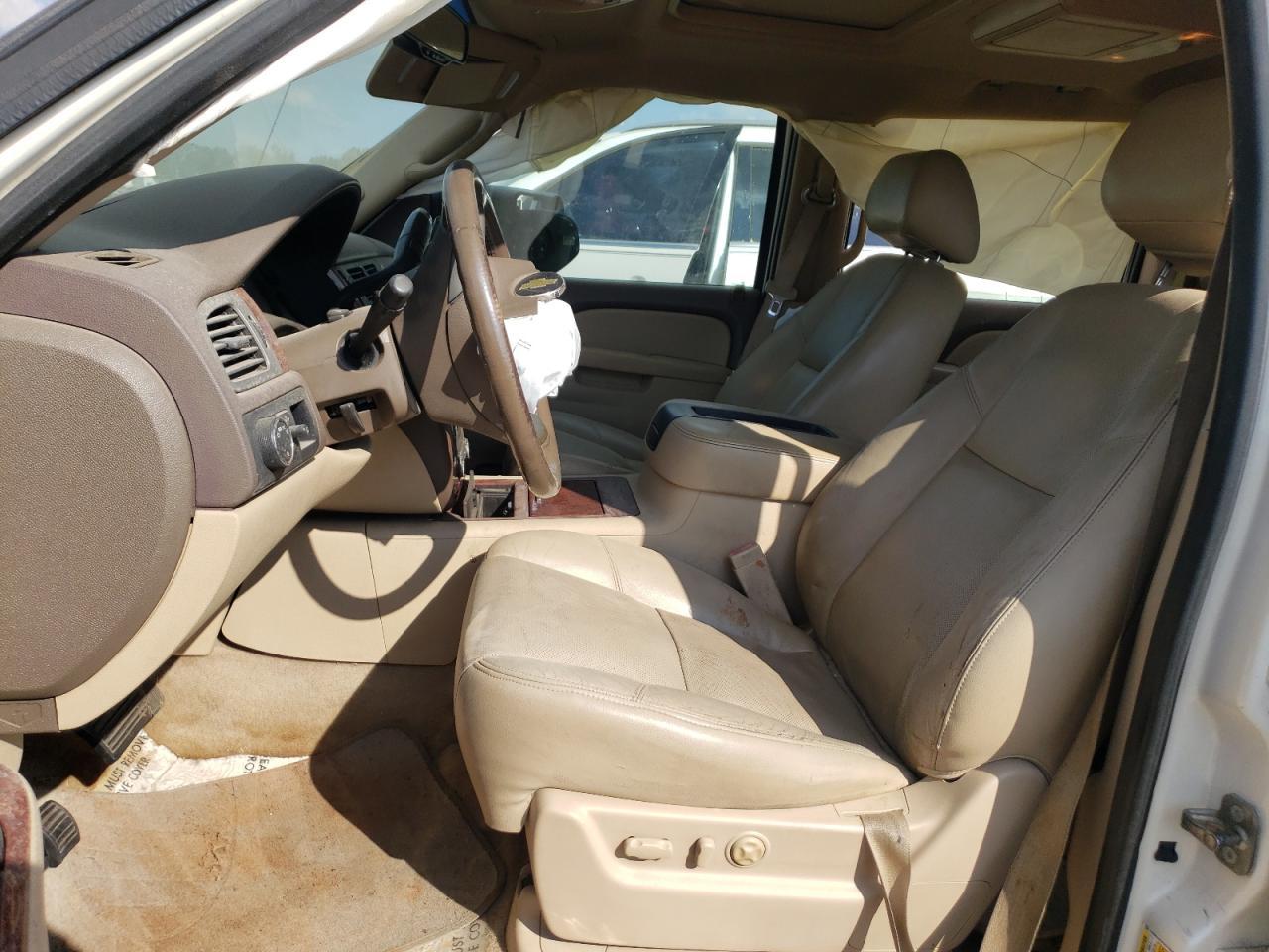 2013 CHEVROLET AVALANCHE - Image 7