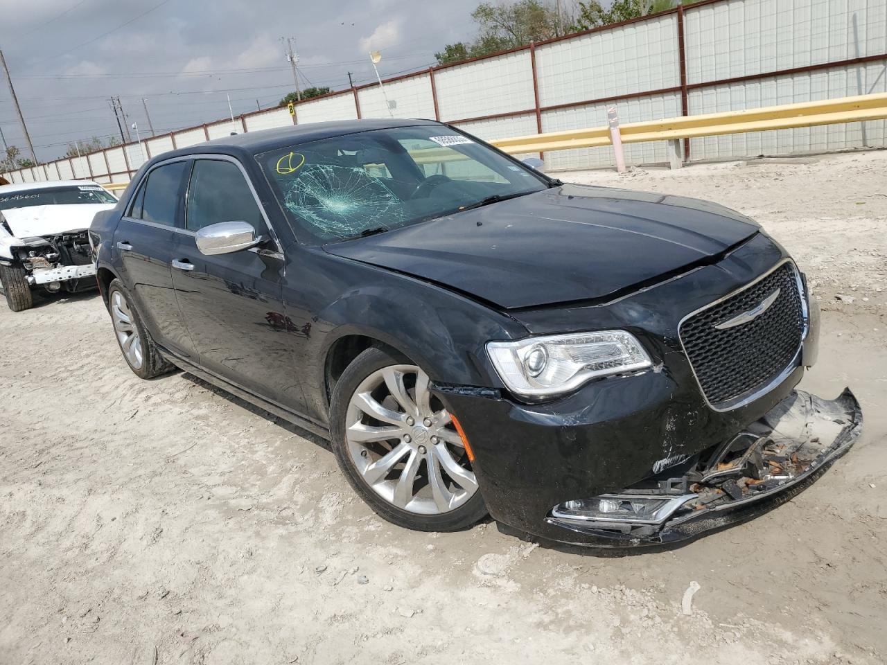 2018 CHRYSLER 300 LIMITE - Image 4