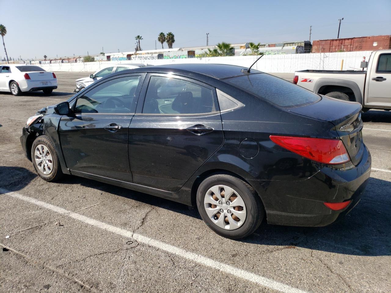 2016 HYUNDAI ACCENT SE - Фото 2