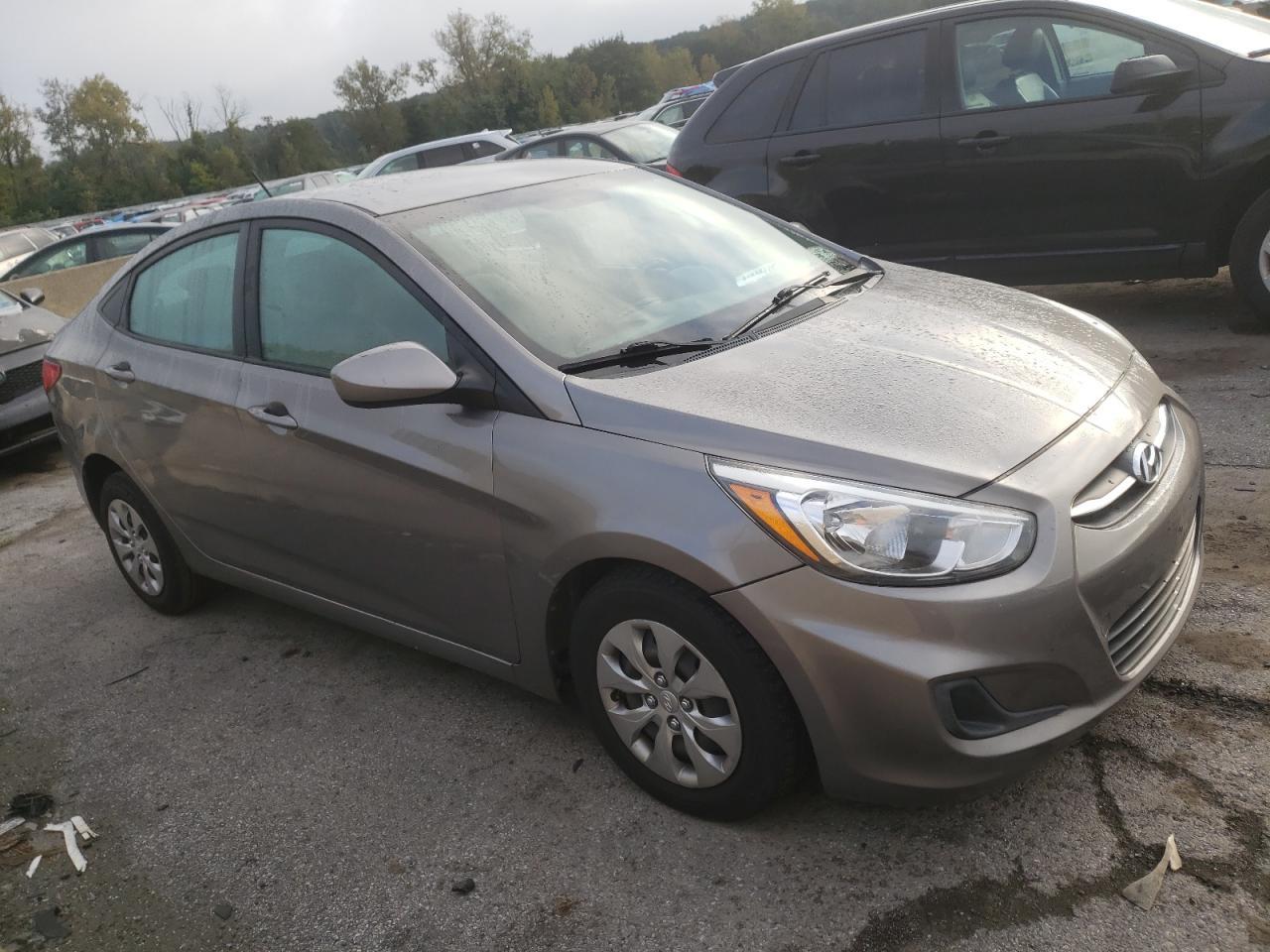 2017 HYUNDAI ACCENT SE - Image 4