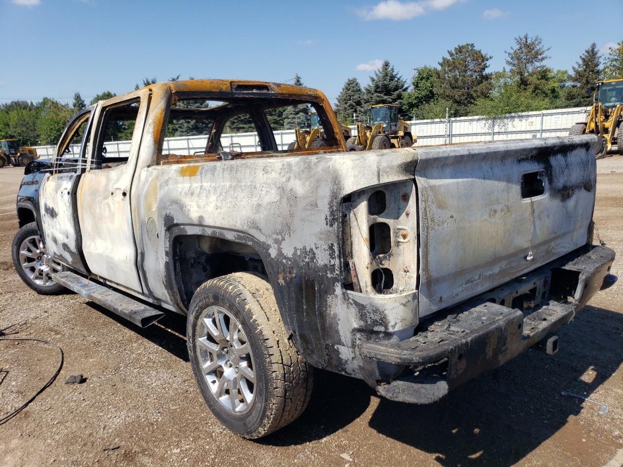 2016 GMC SIERRA K15 - Image 2