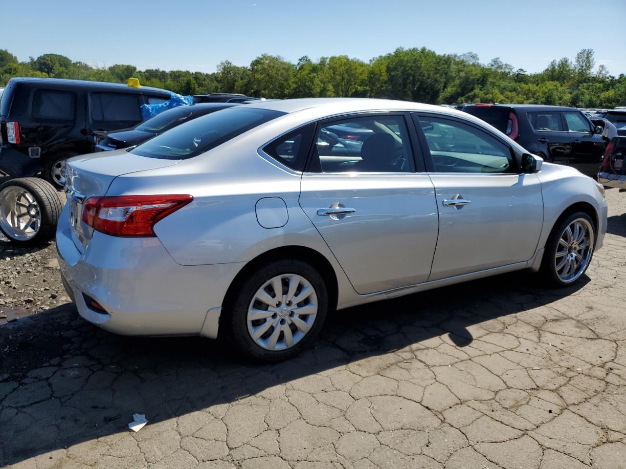 2016 NISSAN SENTRA S - Фото 3