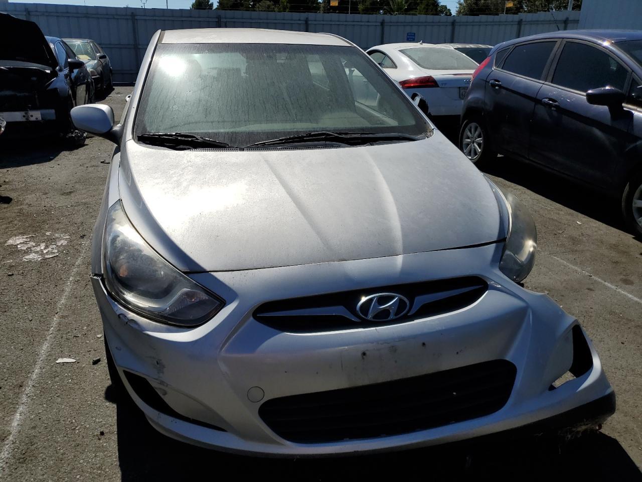2014 HYUNDAI ACCENT GLS - Image 5