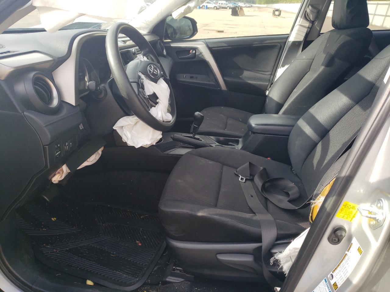 2015 TOYOTA RAV4 LE - Фото 7