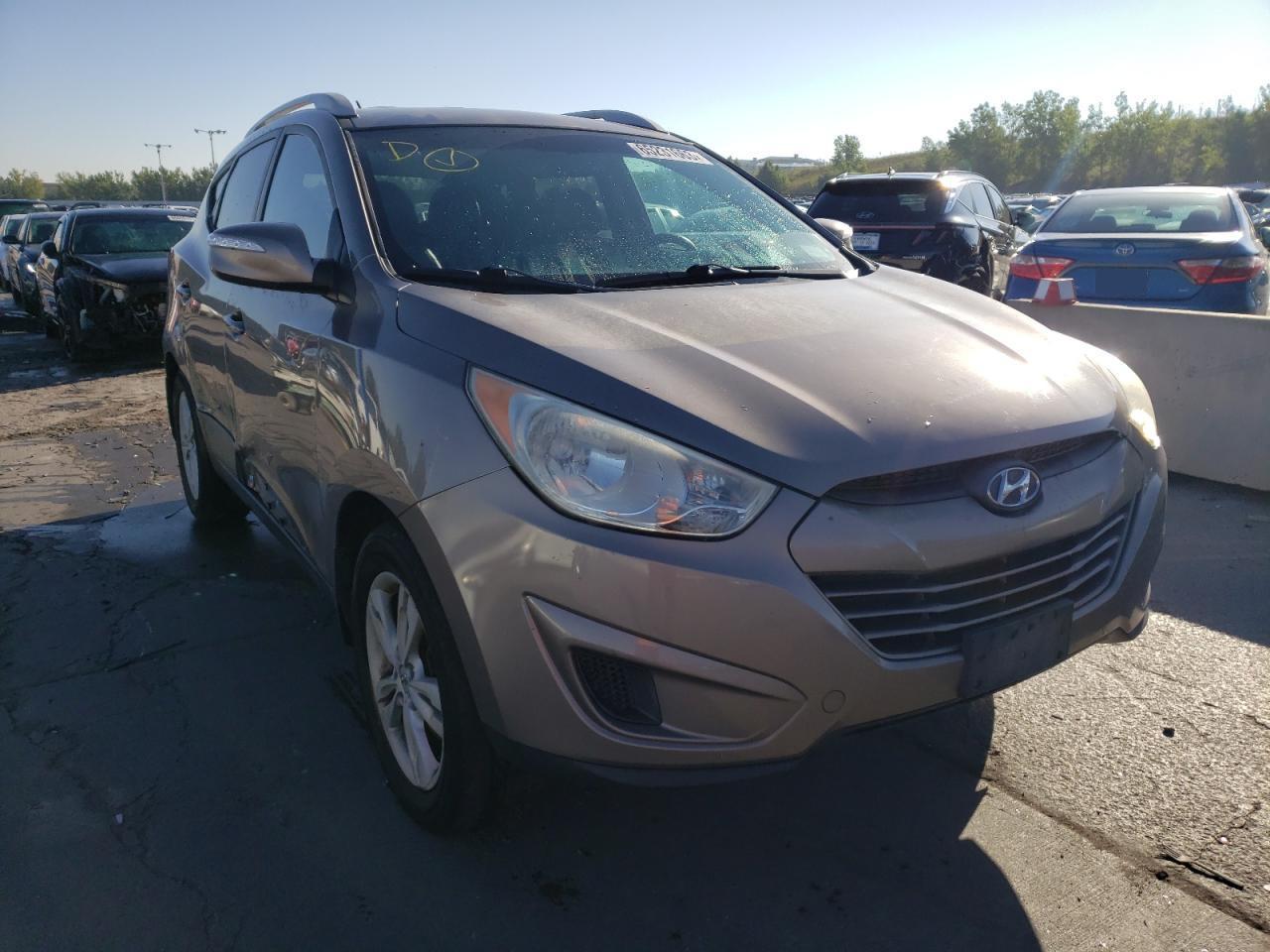 2012 HYUNDAI TUCSON GLS - Image 4