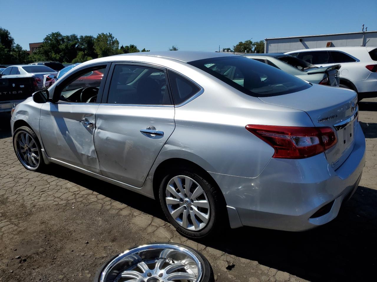 2016 NISSAN SENTRA S - Фото 2