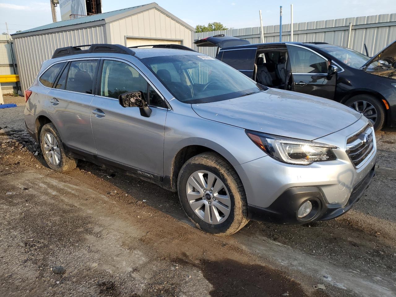 2018 SUBARU OUTBACK 2. - Image 4