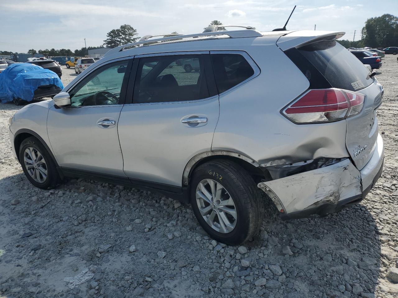 2014 NISSAN ROGUE S - Image 2