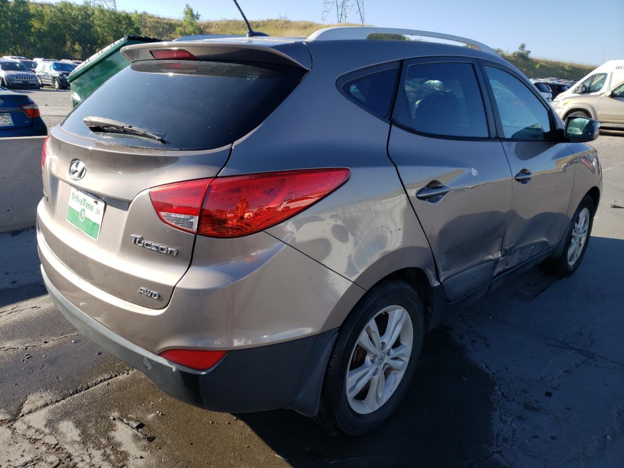 2012 HYUNDAI TUCSON GLS - Image 3