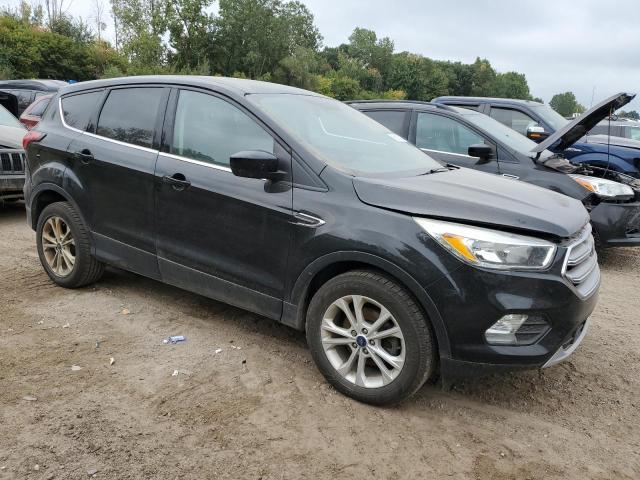 2017 FORD ESCAPE SE - Image 4