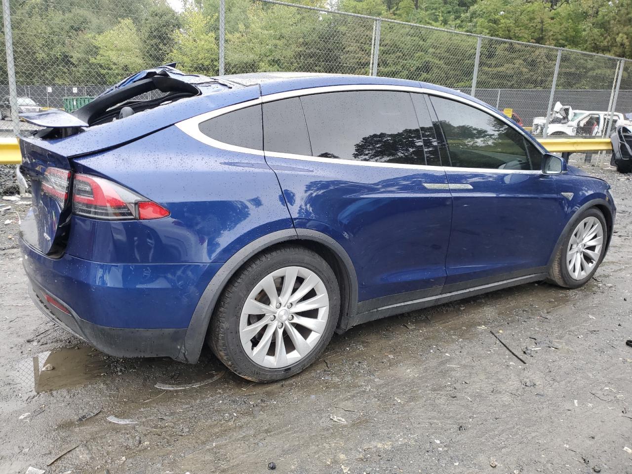 2016 TESLA MODEL X - Фото 3