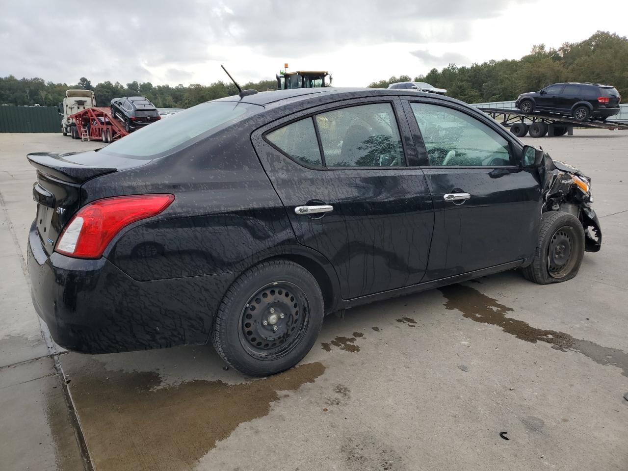 2016 NISSAN VERSA S - Фото 3