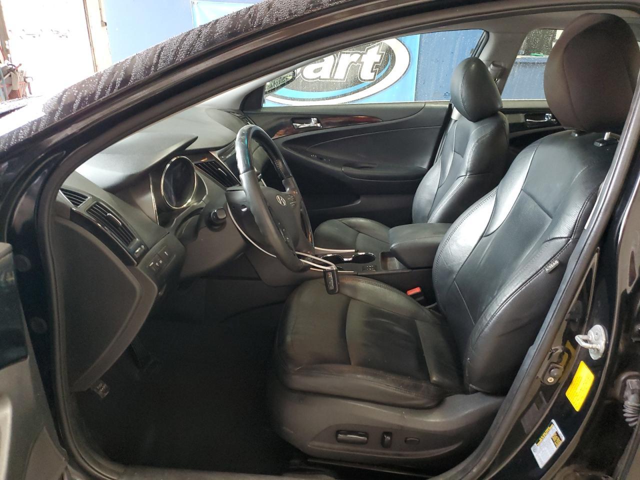 2011 HYUNDAI SONATA SE - Image 7