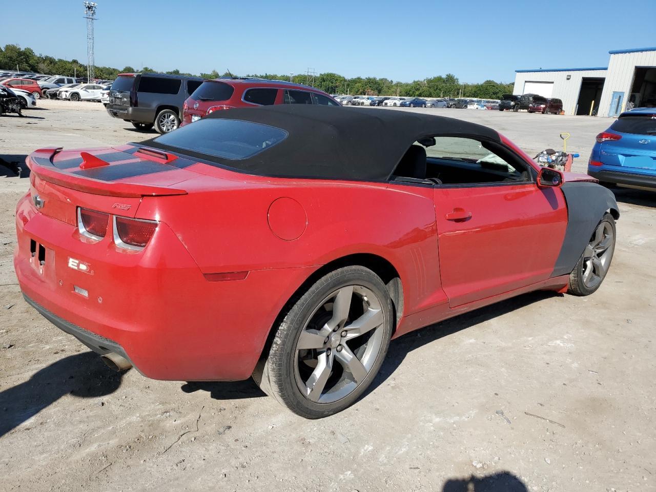 2011 CHEVROLET CAMARO LT - Image 3
