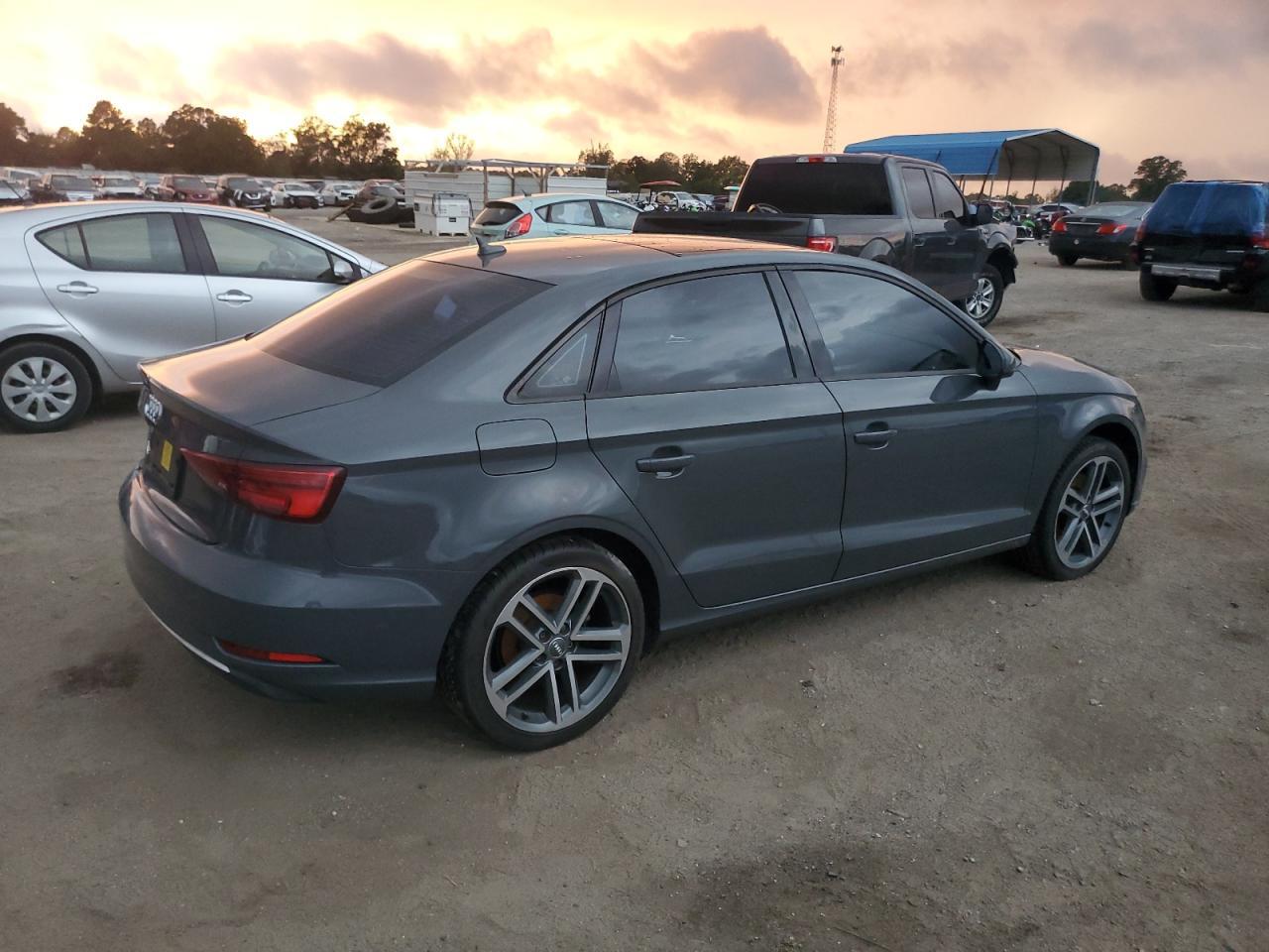 2017 AUDI A3 PREMIUM - Image 3