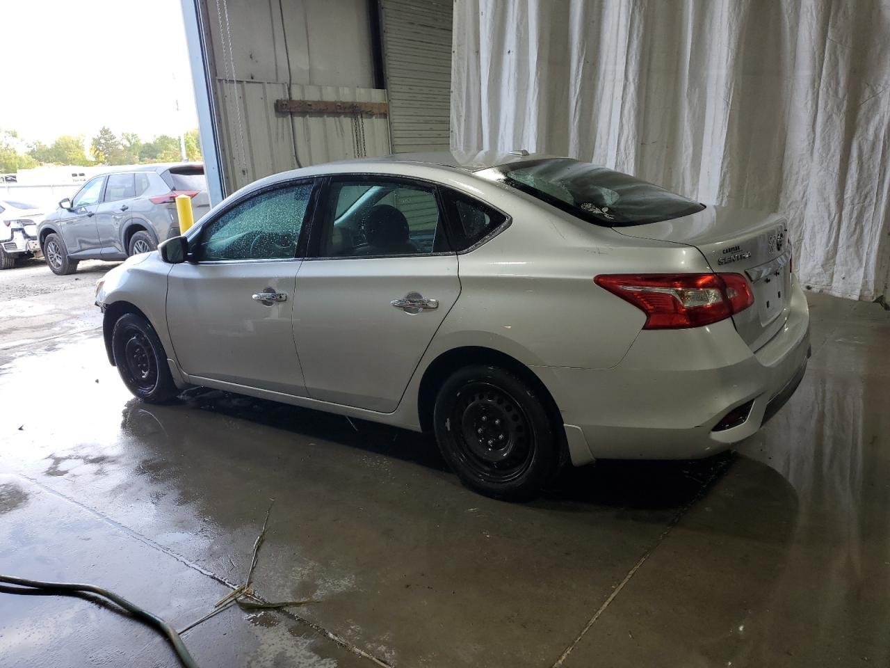 2017 NISSAN SENTRA S - Фото 2