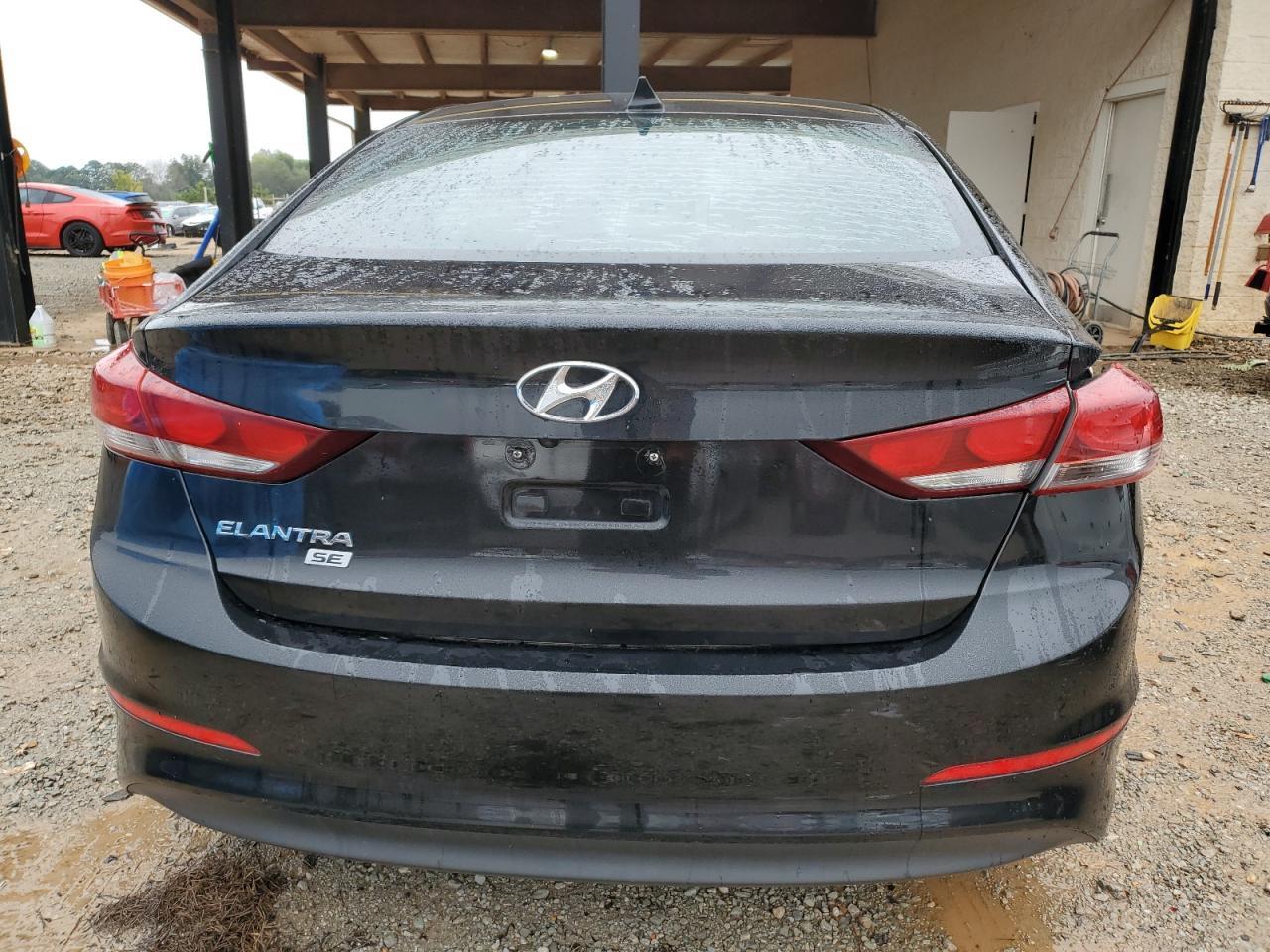 2018 HYUNDAI ELANTRA SE - Image 6