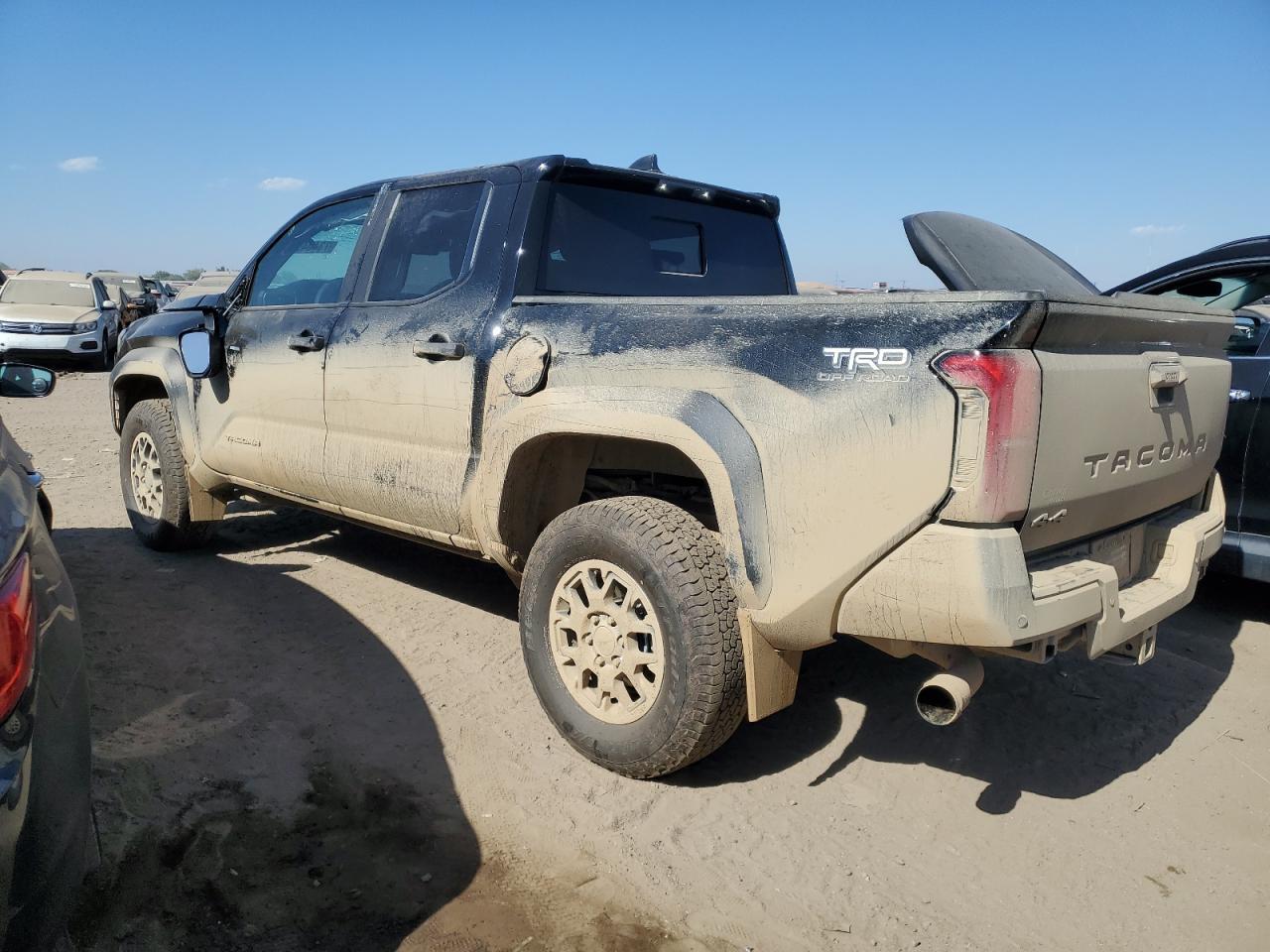 2024 TOYOTA TACOMA DOU - Фото 2