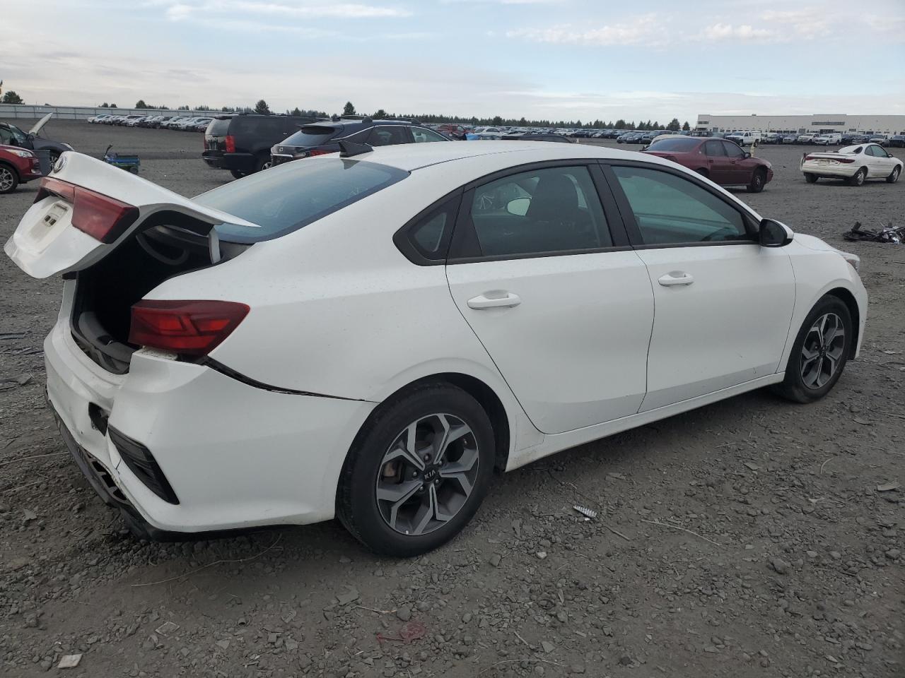 2021 KIA FORTE FE - Фото 3
