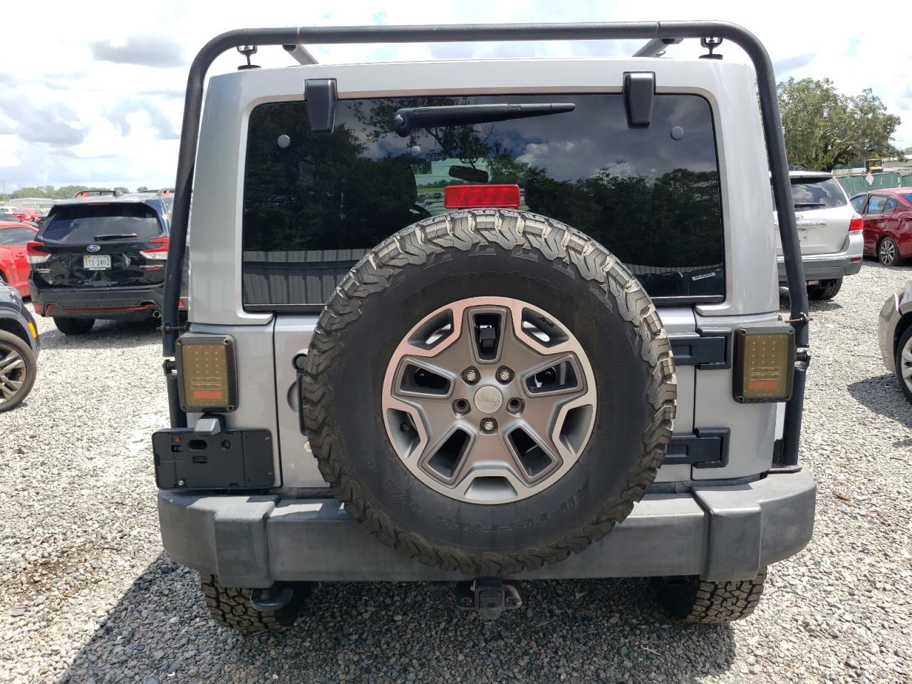 2015 JEEP WRANGLER U - Фото 6