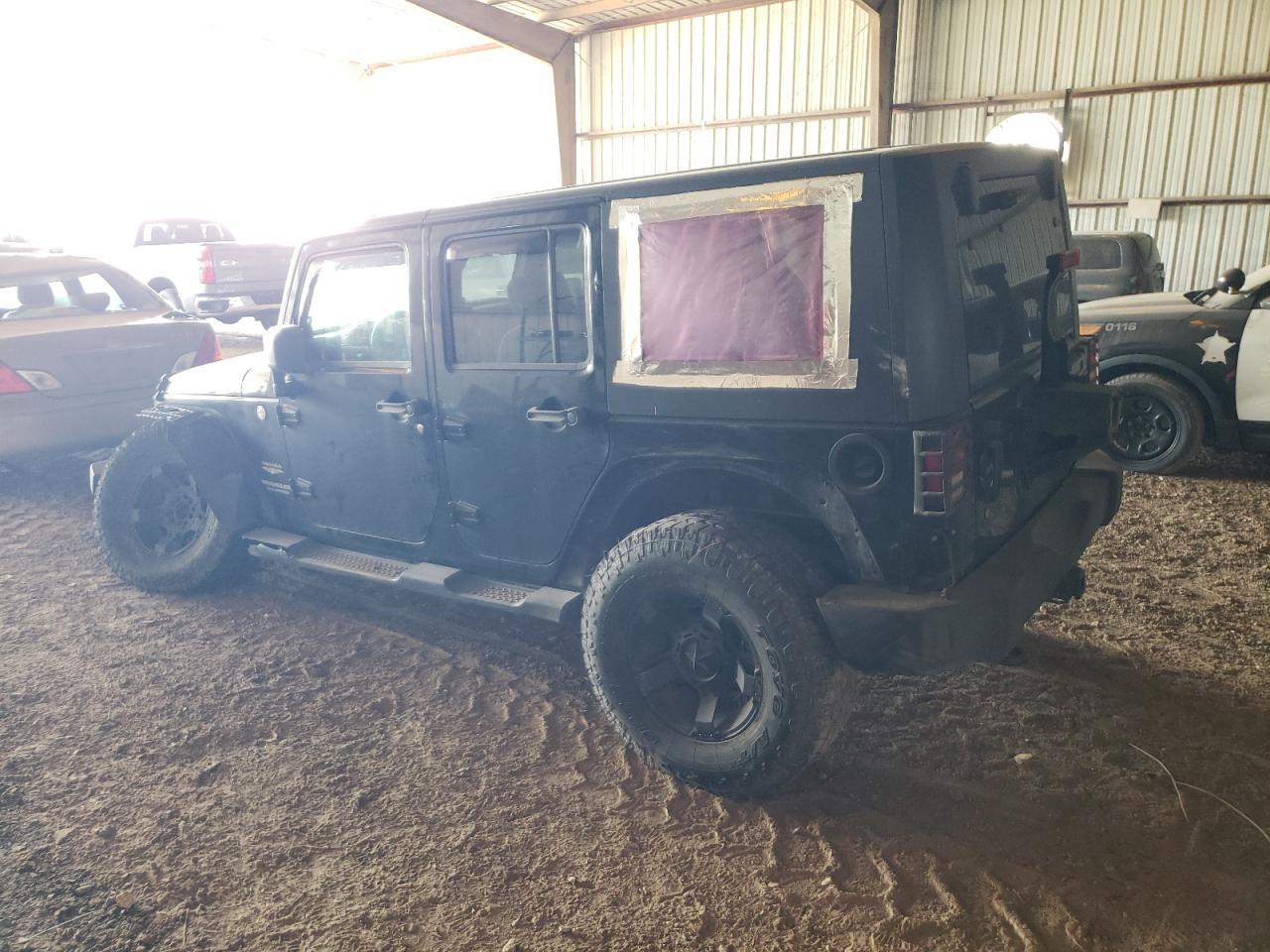2010 JEEP WRANGLER U - Image 2