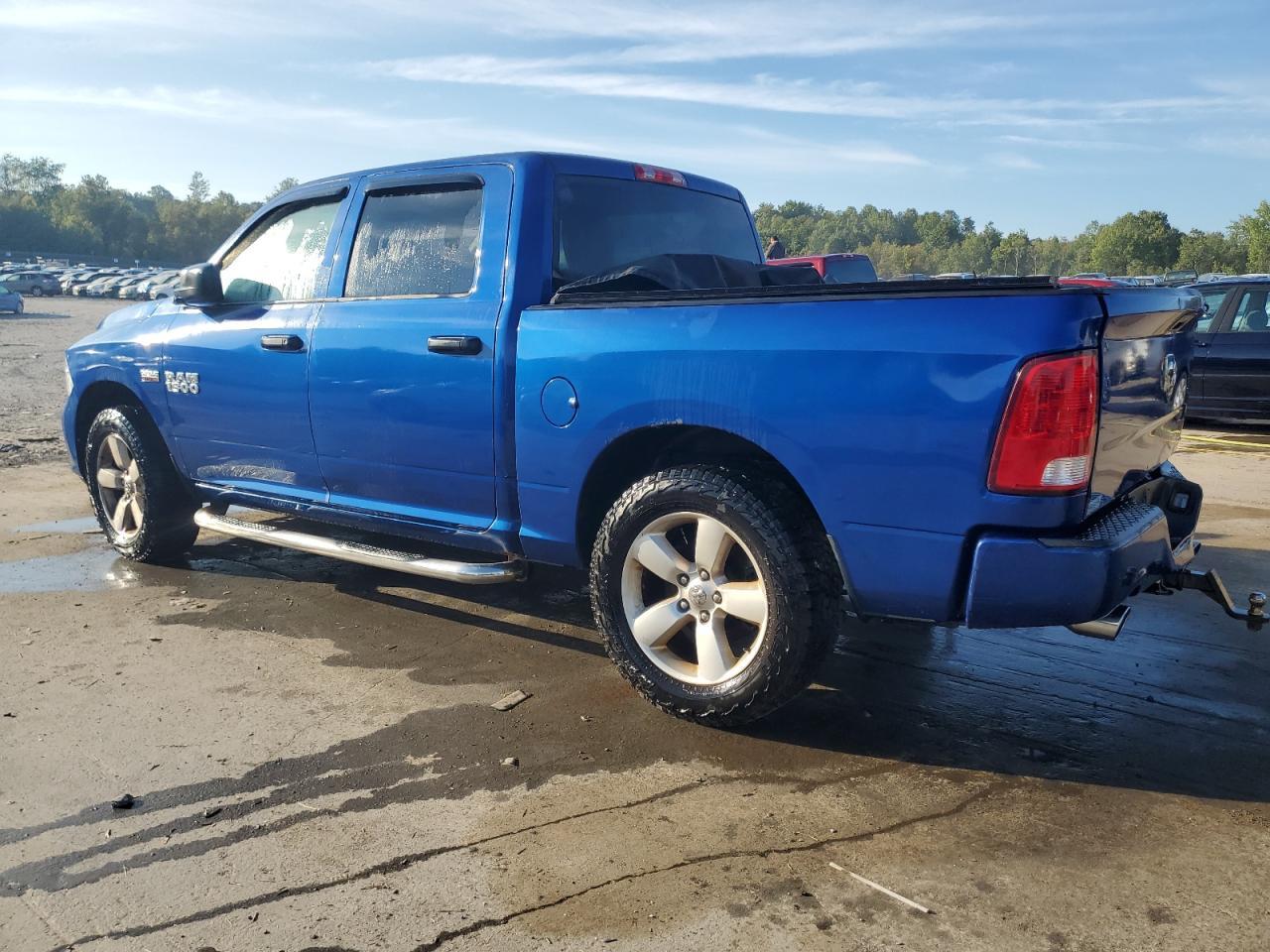 2015 RAM 1500 ST - Image 2